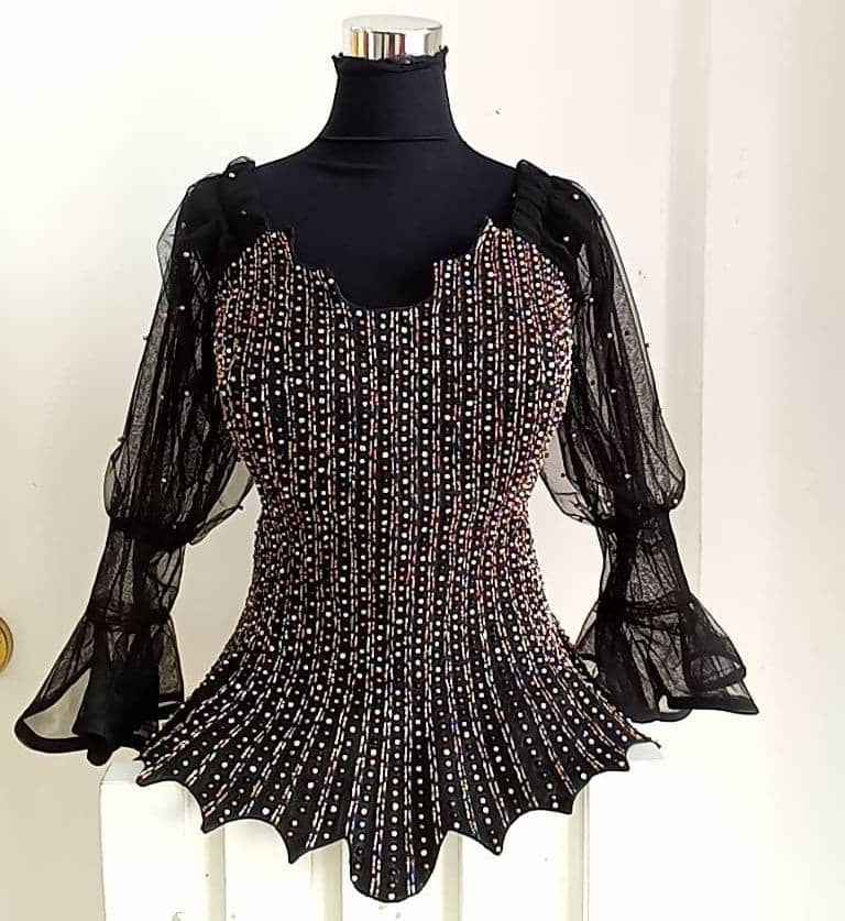 Fully beaded bias top with net sleeve